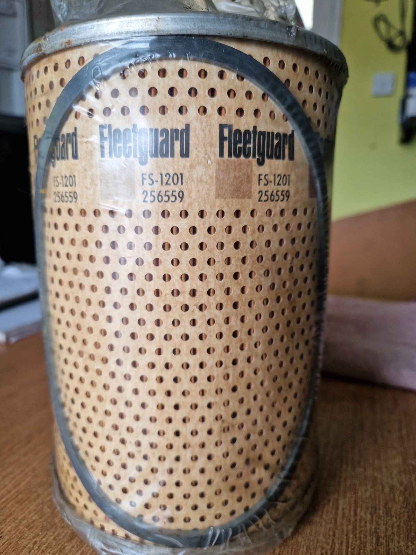 FS1201 Fleetguard Fuel Filter